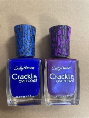 2 Sally Hansen Crackle Overcoat